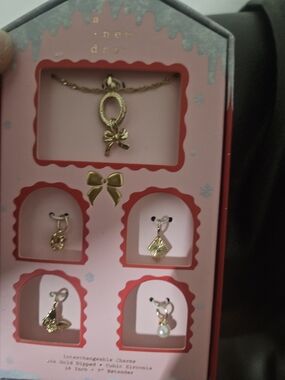 Gold Tone Interchangeable Charm Necklace Set - Pink Display